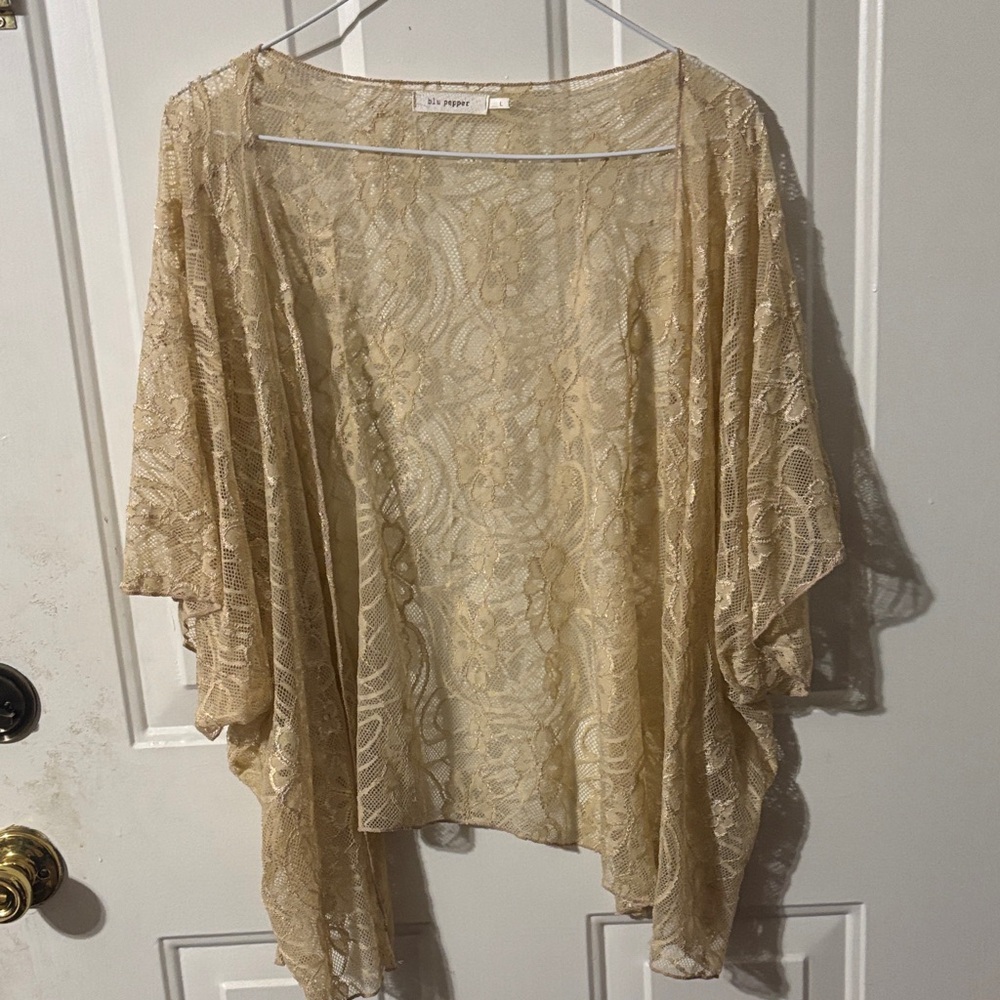 Blu Pepper Beige Lace Kimono Top